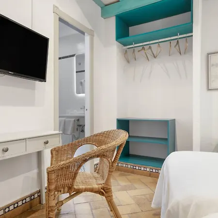 Santa Catalina Guest house 3*